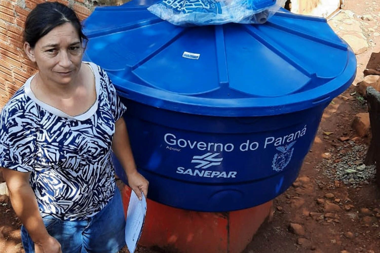 Famílias recebem kits e recursos para instalar caixa d´água nos imóveis  -  Curiba, 02/06/2021  -  Foto: Sanepar
