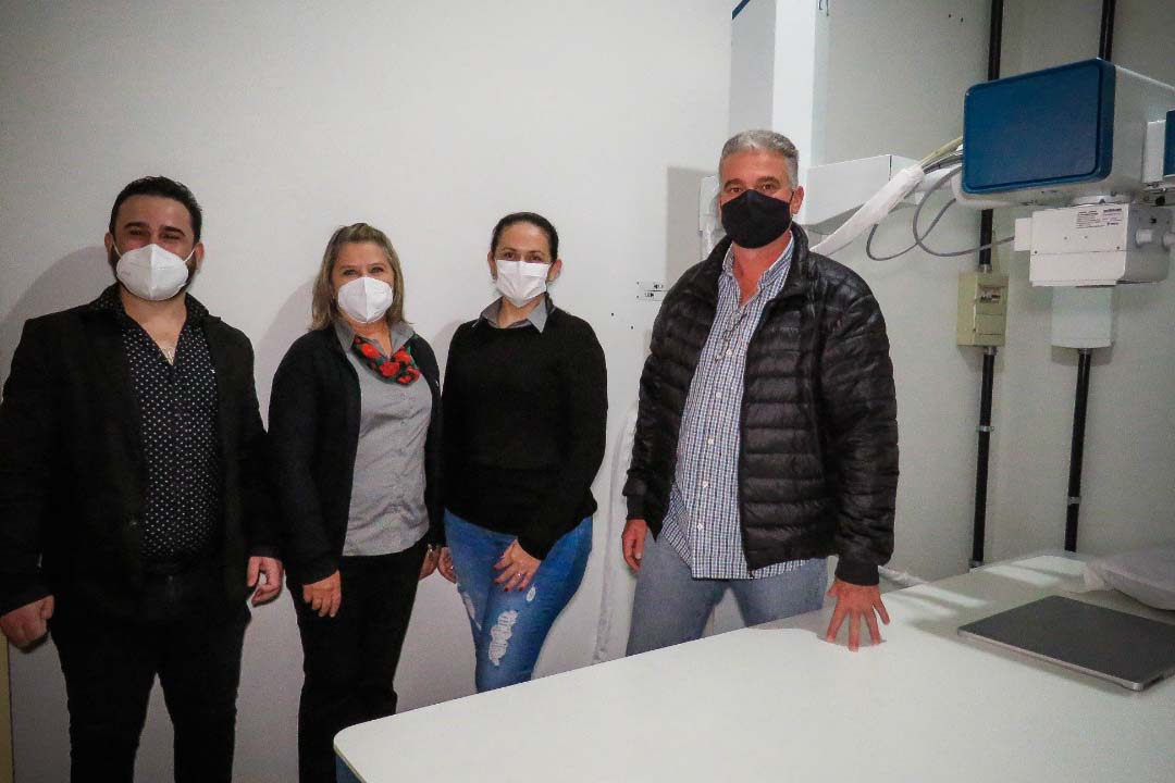 Governo do Estado realiza repasse que viabiliza aquisição de aparelho de raio X na Santa Casa de Misericórdia de Ribeirão Claro
. Foto: Prefeitura de Ribeirão Claro