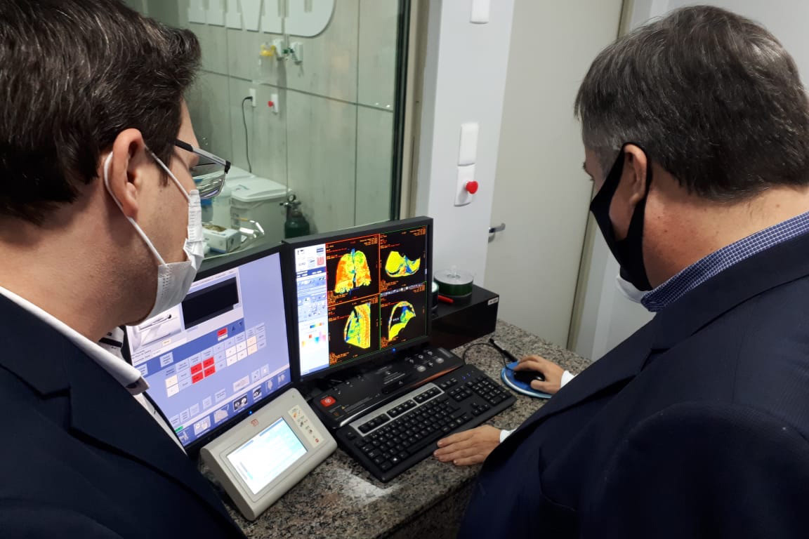 Dez leitos de Unidade de Terapia Intensiva (UTI) para tratamento da Covid-19 foram abertos no Hospital Madre de Dio, em São Miguel do Iguaçu, na região Oeste do Estado, nesta quinta-feira (17). A ativação é um esforço conjunto da Secretaria de Estado da Saúde do Paraná (Sesa), em parceria com a Itaipu Binacional, além do apoio da prefeitura de Foz do Iguaçu. - São Miguel do Iguaçu, 17/06/2021  -  Foto: Rodrigo Rossi/SESA