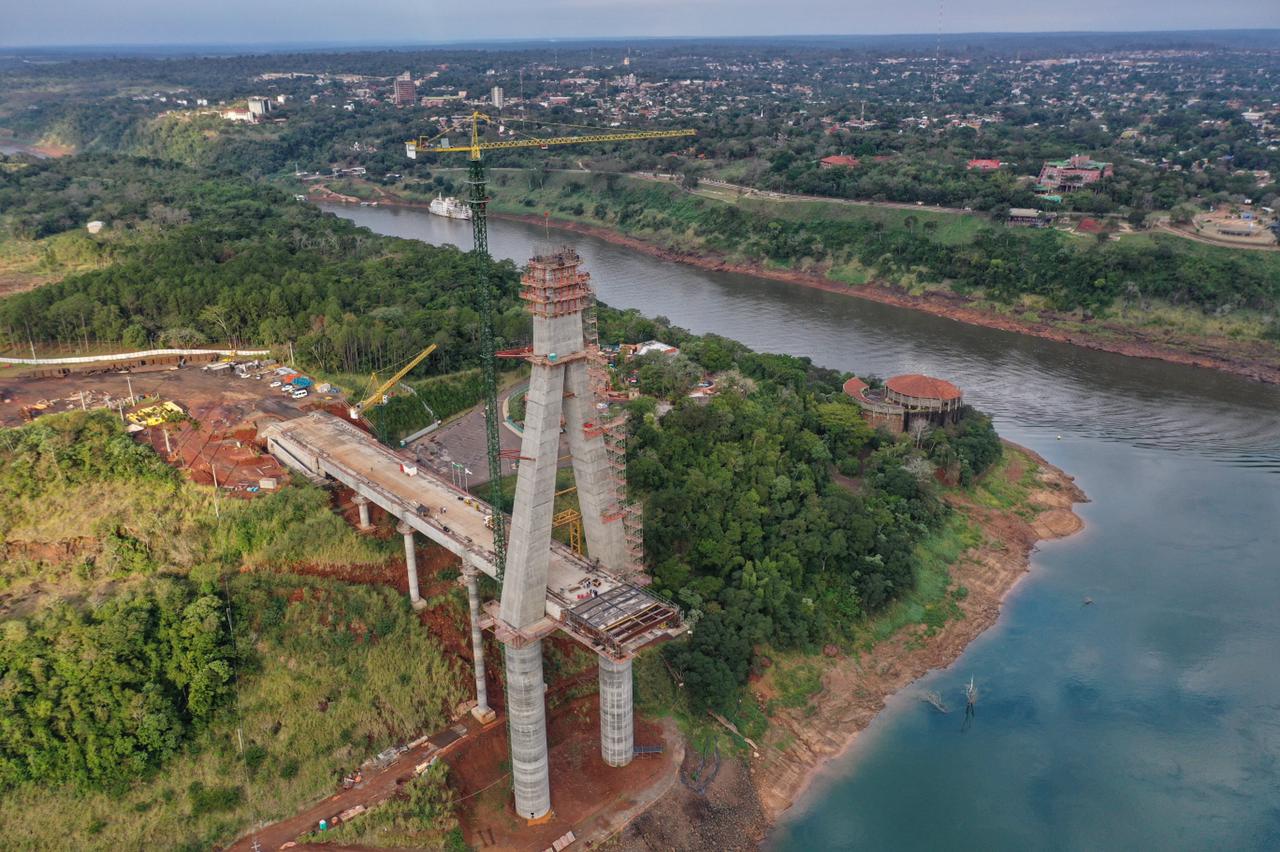 Visita técnica da comitiva formada por membros do Ministério da Infraestrutura, do Ministério da Economia e da Secretaria de Infraestrutura e Logística e da Nova Ferroeste em Foz do Iguaçu - Foz do Iguaçu, 24/06/2021 - Foto: Alessandro Vieira/AEN