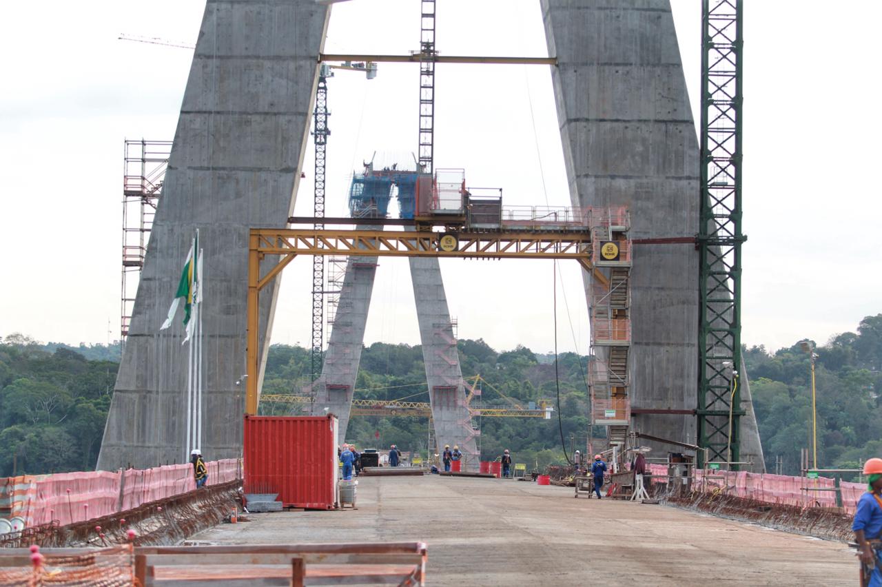 Visita técnica da comitiva formada por membros do Ministério da Infraestrutura, do Ministério da Economia e da Secretaria de Infraestrutura e Logística e da Nova Ferroeste em Foz do Iguaçu - Foz do Iguaçu, 24/06/2021 - Foto: Alessandro Vieira/AEN