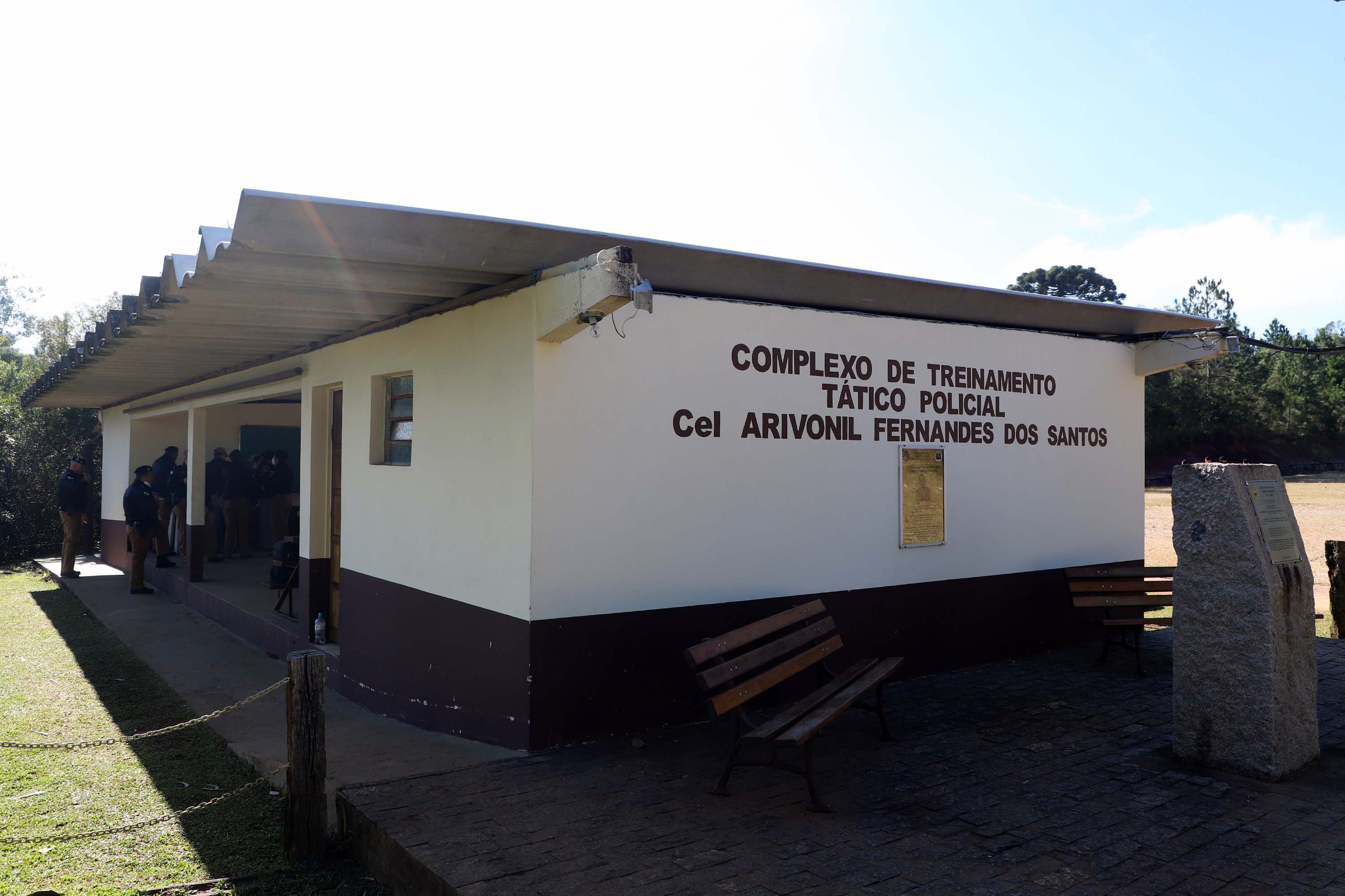 Academia Policial Militar ministra curso de aperfeiçoamento para 60 oficiais da PMPR. 
Foto: Ari Dias/AEN