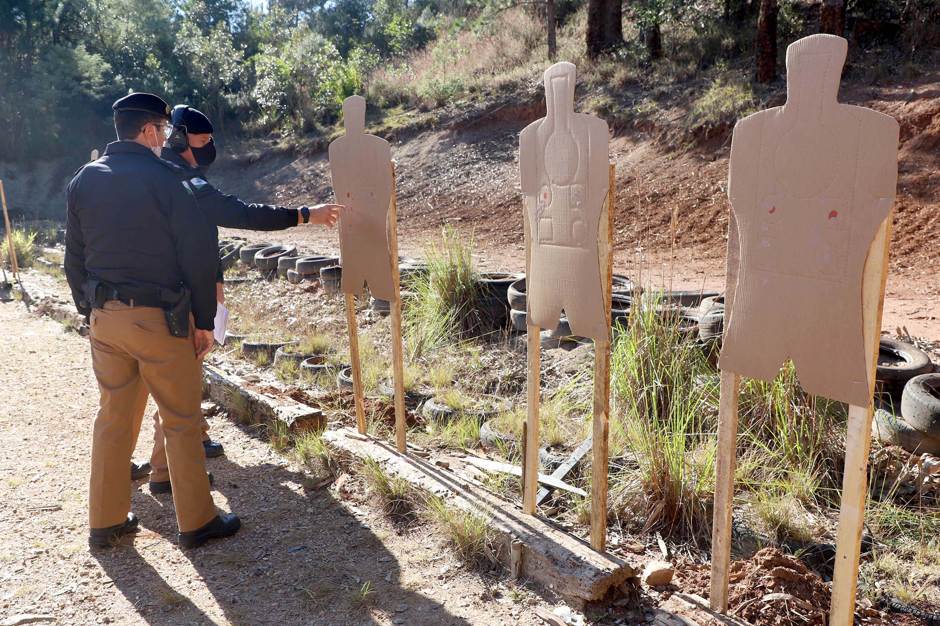 Academia Policial Militar ministra curso de aperfeiçoamento para 60 oficiais da PMPR. 
Foto: Ari Dias/AEN