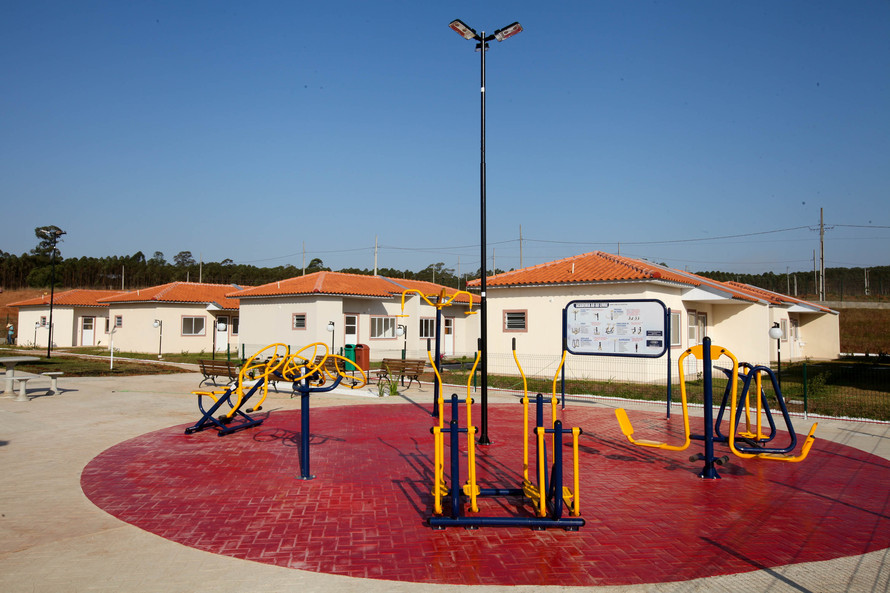 Governo do Paraná Inaugura Condomínio do Idoso. Foto: Rodrigo Felix Leal