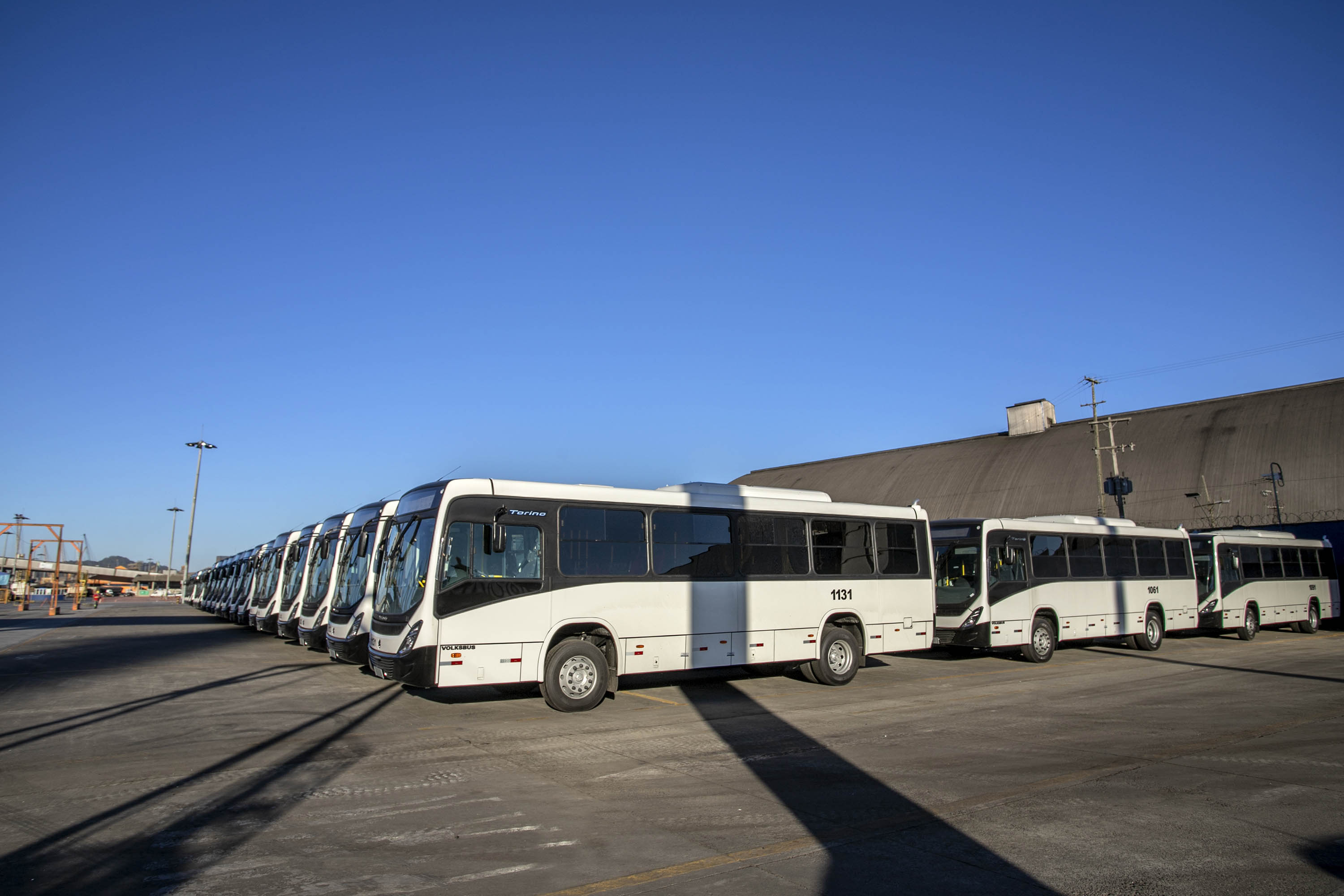 Com 29.081.691 toneladas de cargas movimentadas, os portos do Paraná alcançaram o melhor semestre da história. O volume de produtos importados e exportados entre janeiro e junho de 2021 é 3% maior que o registrado no mesmo período de 2020, quanto foram 28.177.335 toneladas.  - Paranaguá, 08/07/2021  -  Foto: Claudio Neves/Portos do Paraná