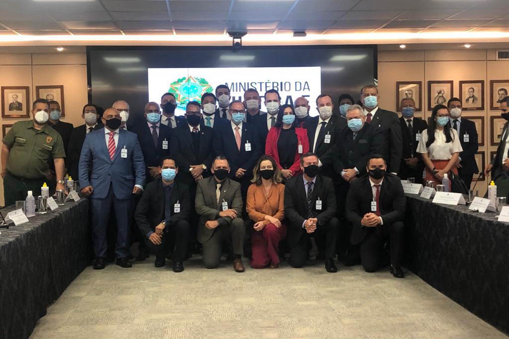 O Secretário de Estado da Segurança pública do Paraná, Romulo Marinho soares, participou nesta semana, em Brasília (DF), do encontro do Conselho Nacional de Secretários de Estado de Justiça, Cidadania, Direitos Humanos e Administração Penitenciária (Consej)