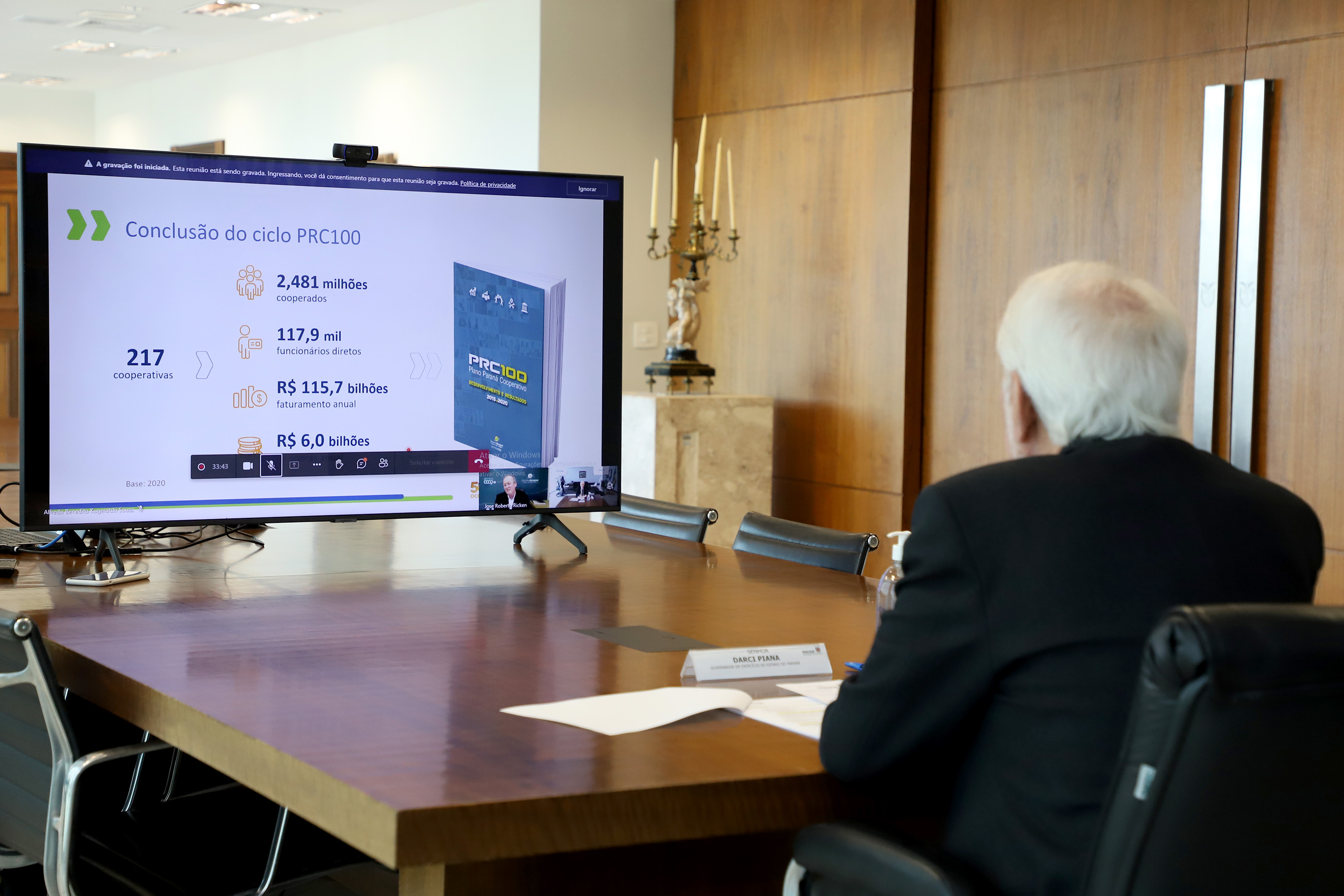 Governador em exercício, Darci Piana, durante reunião com a Ocepar  -  Curitiba, 22/07/2021  -  Foto: Ari Dias/AEN