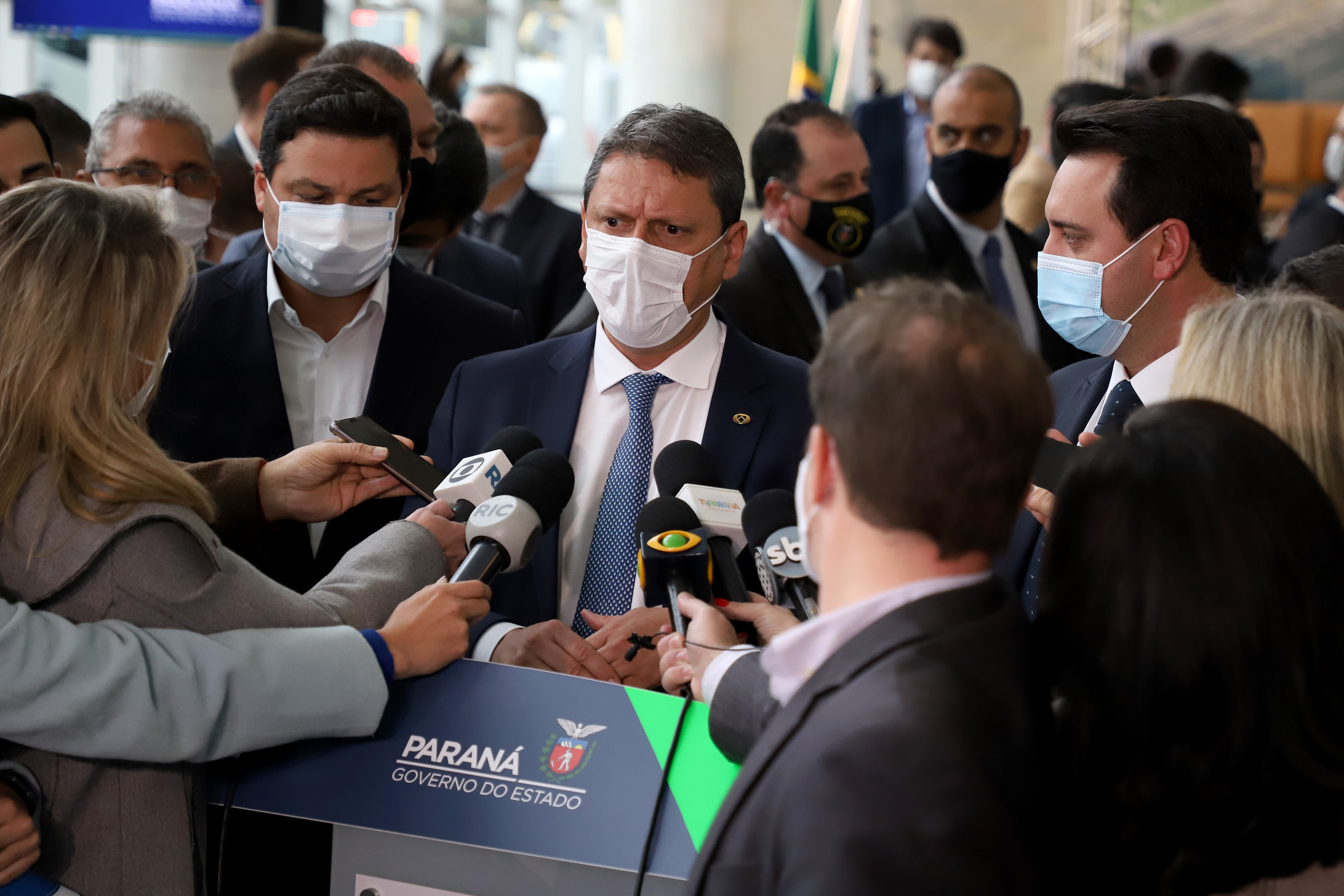 O governador Carlos Massa Ratinho Junior e o ministro da Infraestrutura, Tarcísio Gomes de Freitas, apresentam, os detalhes da nova concessão de 3,3 mil quilômetros de rodovias do Paraná. Foto: Ari Dias/AEN