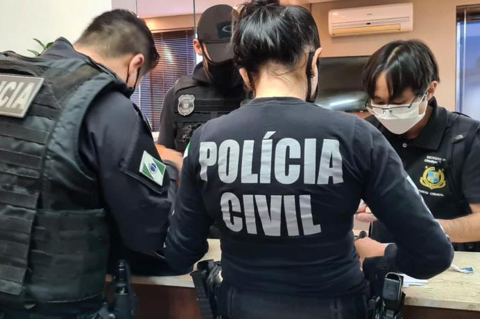 Uma força tarefa envolvendo a Polícia Civil do Paraná (PCPR), a Receita Federal, as Receitas Estaduais do Paraná, Minas Gerais e São Paulo e Instituto de Criminalística do Paraná está nas ruas, desde as primeiras horas da manhã desta quinta-feira (12), para cumprir dez mandados de busca e apreensão.  -  Curitiba, 12/08/2021  -  Foto: PCPR