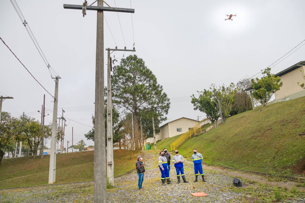 Copel amplia uso de drones para inspeção de redes de energia. Foto:Daniel Cavalheiro/Copel
