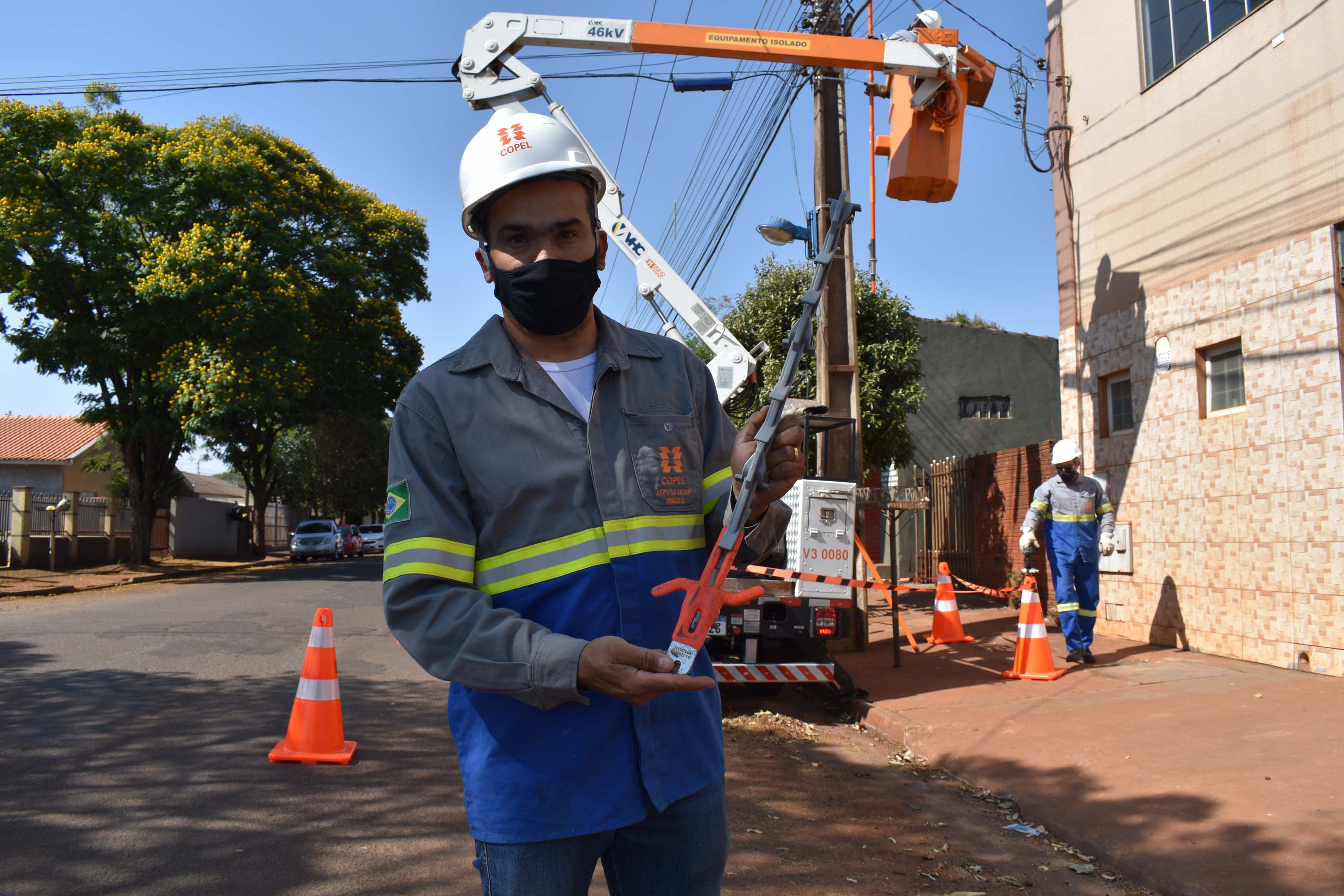 Mutirão da Copel promoveu inspeção e limpeza das rede. Foto:Rakelly Calliari/COPEL