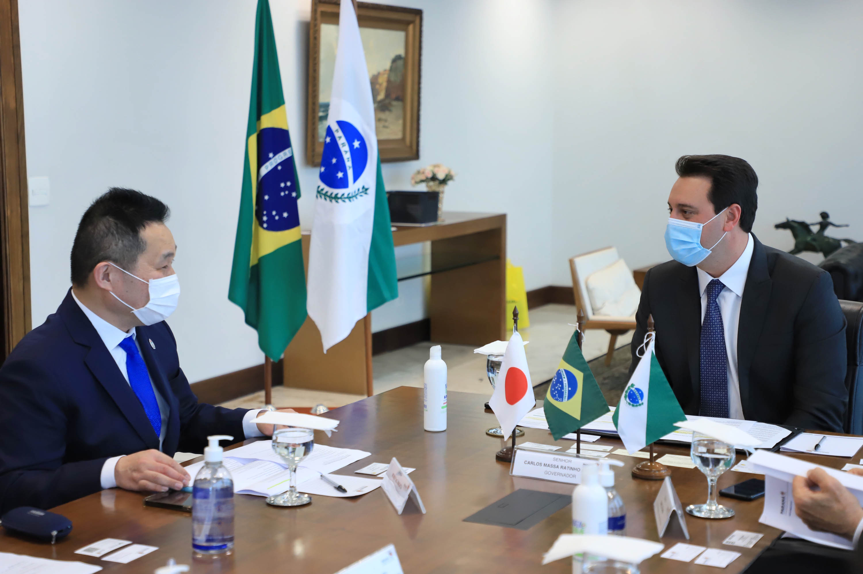 Governador Carlos Massa Ratinho Junior recebe anúncio de investimentos pela Sumitomo Rubber do Brasil e apresentação de empresas japonesas. Palácio Iguaçu, Curitiba, 17/agosto/2021. - Foto: José Fernando Ogura/AEN