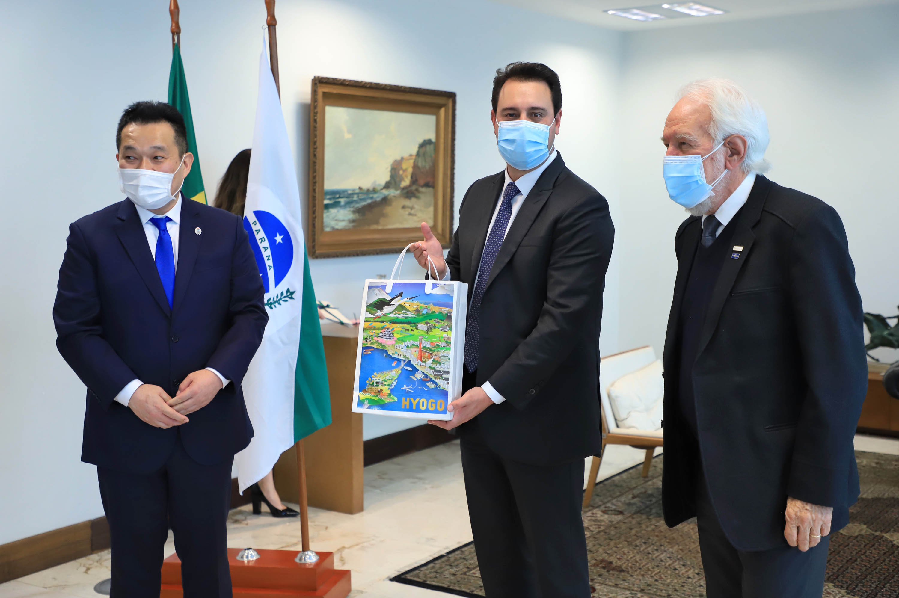 Governador Carlos Massa Ratinho Junior recebe anúncio de investimentos pela Sumitomo Rubber do Brasil e apresentação de empresas japonesas. Palácio Iguaçu, Curitiba, 17/agosto/2021. - Foto: José Fernando Ogura/AEN