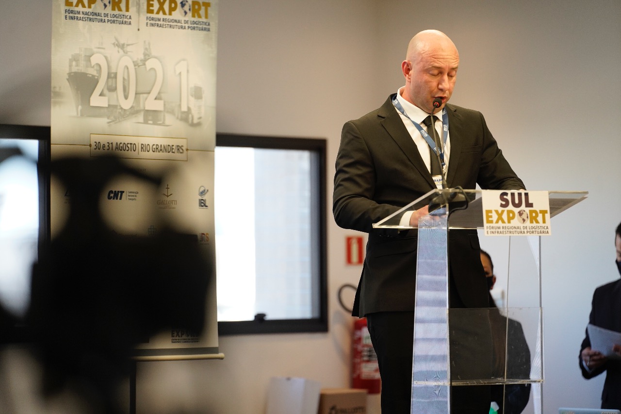 Porto do Sul debatem a atividade portuária
Imagens dos representantes da Portos do Paraná no evento. Foto: Robert Silva/Sul Export