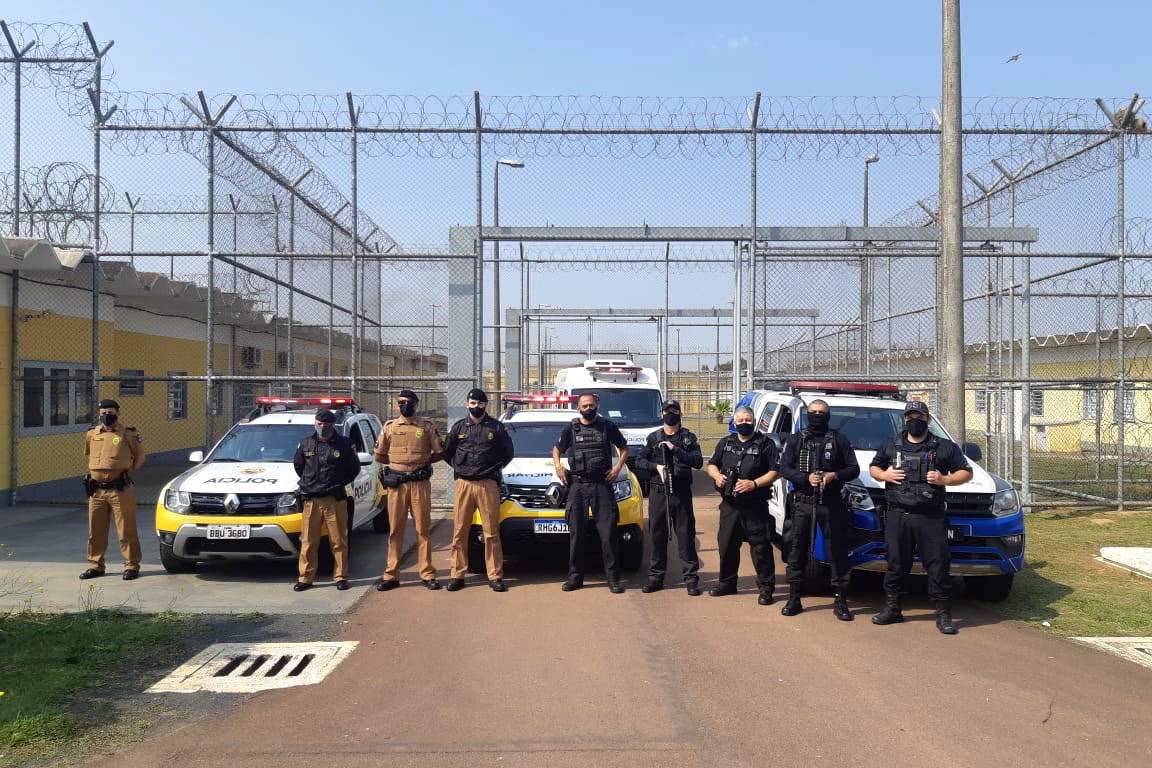 O Departamento Penitenciário do Paraná lançou nesta sexta-feira (3), a Operação Ordem e Progresso, que tem como objetivo reforçar a segurança de cadeias públicas e penitenciárias por meio de revistas gerais durante o feriado prolongado. Até o dia 7 de setembro, forças de segurança atuarão de forma integrada na busca de materiais ilícitos e na análise das estruturas físicas.  -  Curitiba, 03/09/2021  -  Foto: Depen-PR