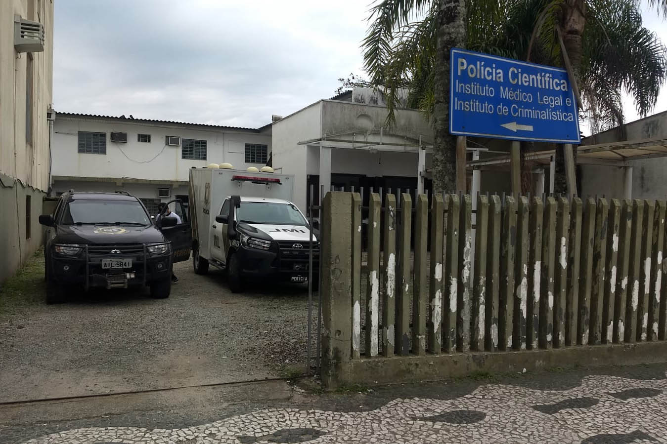 A Polícia Científica do Paraná está reforçando o atendimento neste feriado de Independência. Desde sexta-feira (03/09), o reforço 24 horas de profissionais e viaturas para os atendimentos de perícia oficial acontecem nos municípios de Matinhos, Pontal do Paraná e Guaratuba, no litoral do Estado, e também em Paranavaí, na região Noroeste. -  Curitiba, 04/09/2021  -  Foto: Polícia Científica do Paraná/SESP