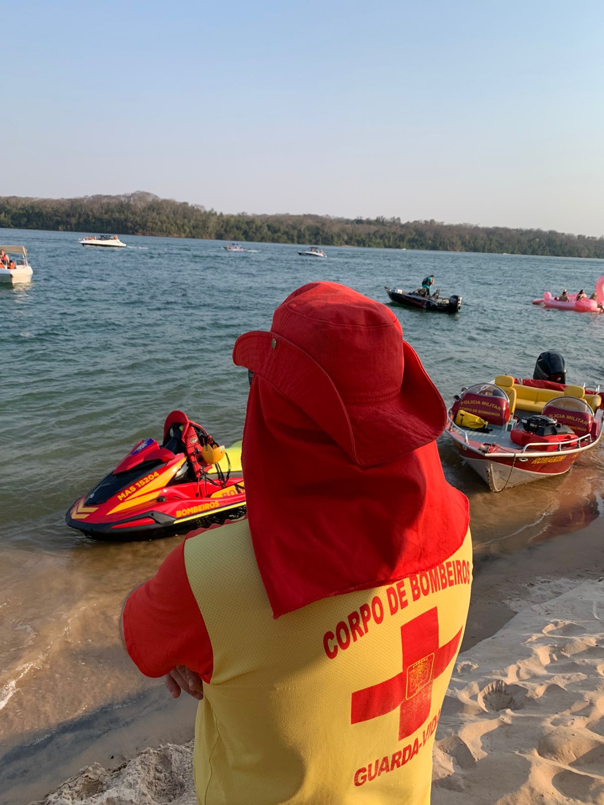 Ações do Corpo de Bombeiros e outras forças policiais garantem feriado tranquilo em Porto Rico. Foto: SESP