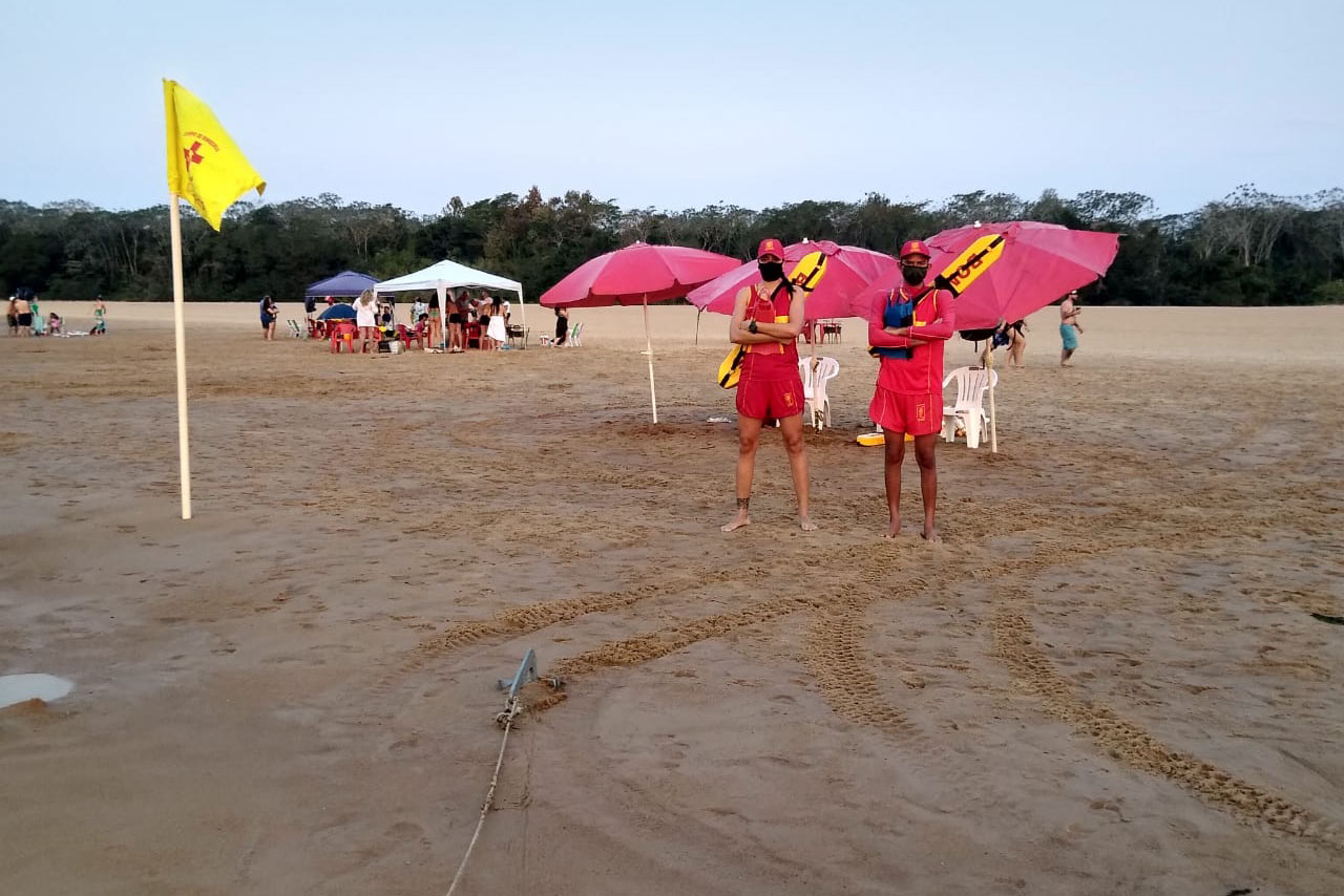 Ações do Corpo de Bombeiros e outras forças policiais garantem feriado tranquilo em Porto Rico. Foto: SESP