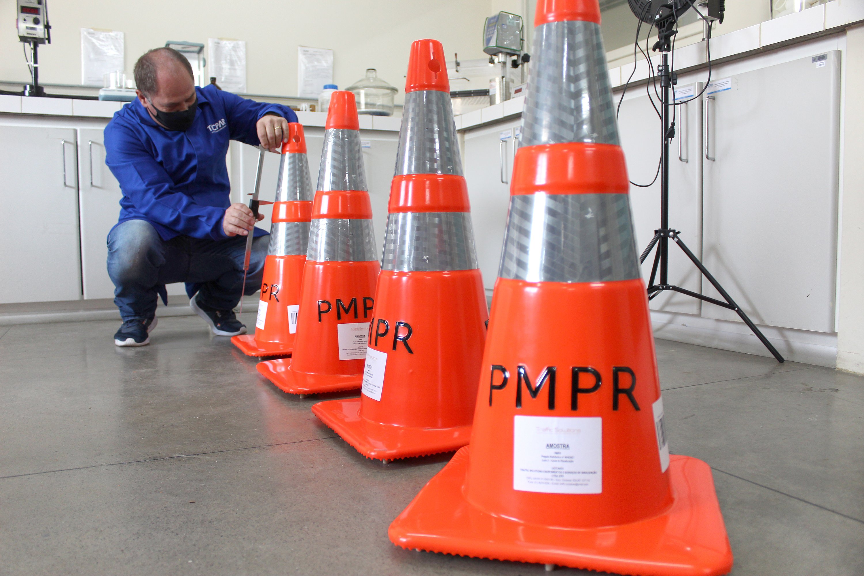 Ensaios desenvolvidos pelo Tecpar reforçam a segurança no trânsito  - Foto Luciano Sarote/Tecpar.