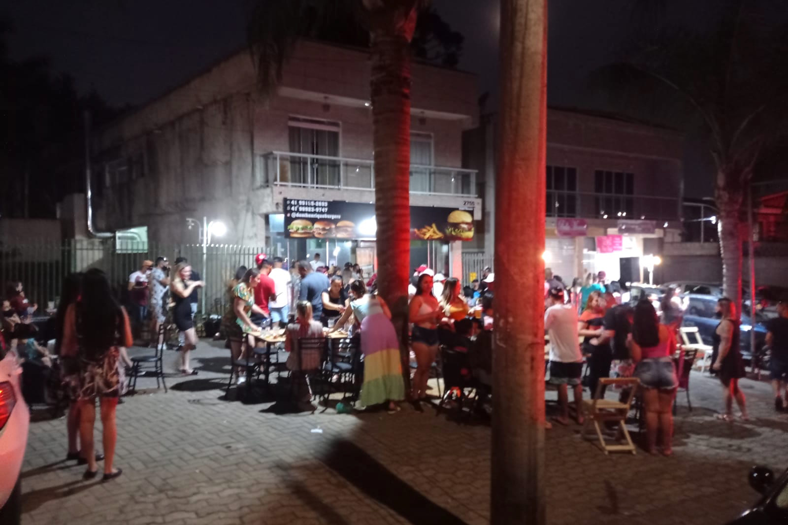 Abordagens da AIFU durante o final de semana culminam em 20 pontos comerciais fechados e mais de R$ 800 mil em multas na Capital  -  Curitiba, 20/09/2021  -  Foto: SESP-PR