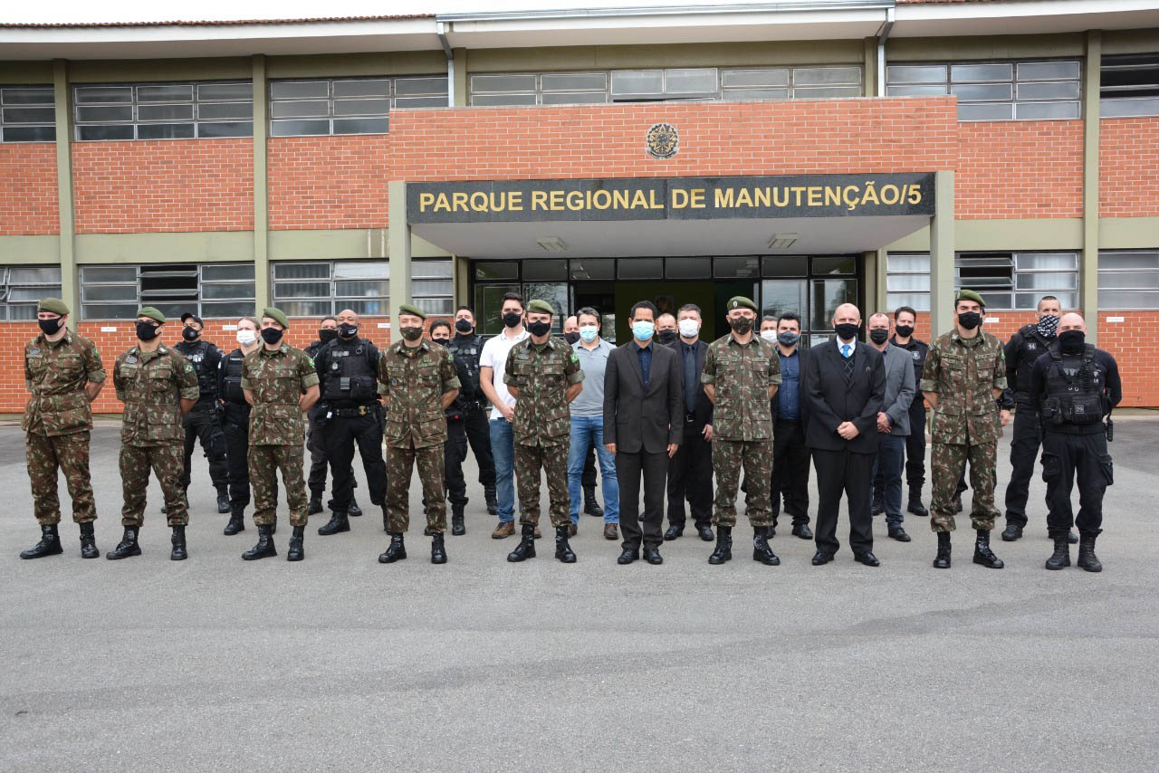 Agentes penitenciários participam de curso de habilitação em fuzil e armeiro no Exército Brasileiro  -  Curitiba, 20/09/2021  -  Foto: DEPEN-PR