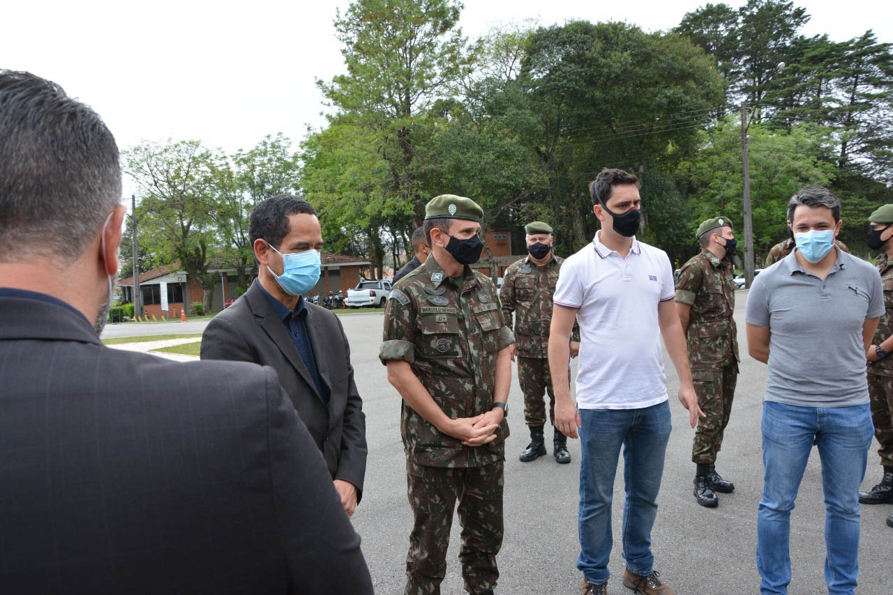 Agentes penitenciários participam de curso de habilitação em fuzil e armeiro no Exército Brasileiro  -  Curitiba, 20/09/2021  -  Foto: DEPEN-PR