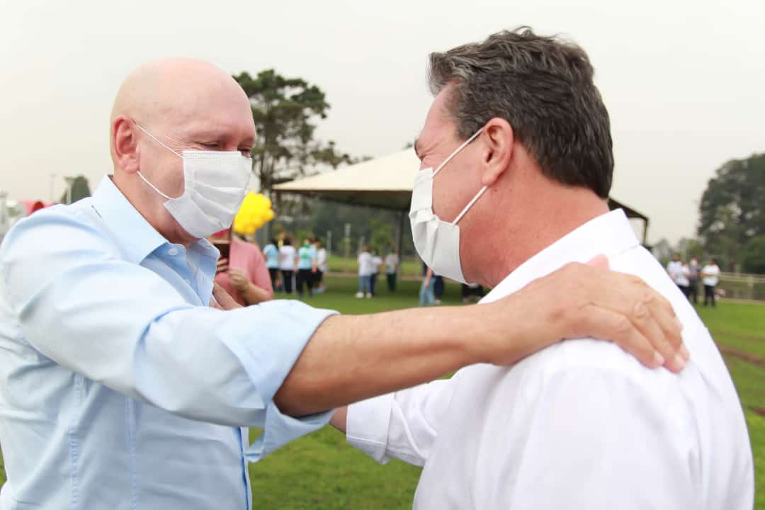 Nesta terça-feira (21), o Dia da Árvore foi comemorado em diversos municípios do Paraná com a distribuição e plantio de mais de 400 mil mudas de espécies nativas. As mudas foram distribuídas pelo Instituto Água e Terra (IAT) que possui 19 viveiros florestais e dois laboratórios de sementes de árvores nativas. Foto: Alessandro Vieira/SEDEST