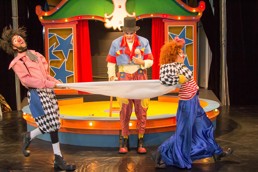 A Secretaria de Estado da Comunicação Social e da Cultura (SECC), por meio da Superintendência-Geral da Cultura, publica o Edital Prêmio Selo Circo Amigo, que vai premiar a trajetória de 30 circos que atuam com o fazer artístico do circo de lona tradicional, seja de variedades ou circo-teatro. -  Curitiba, 23/09/2021  -  Foto: Nilton Russo/SECC