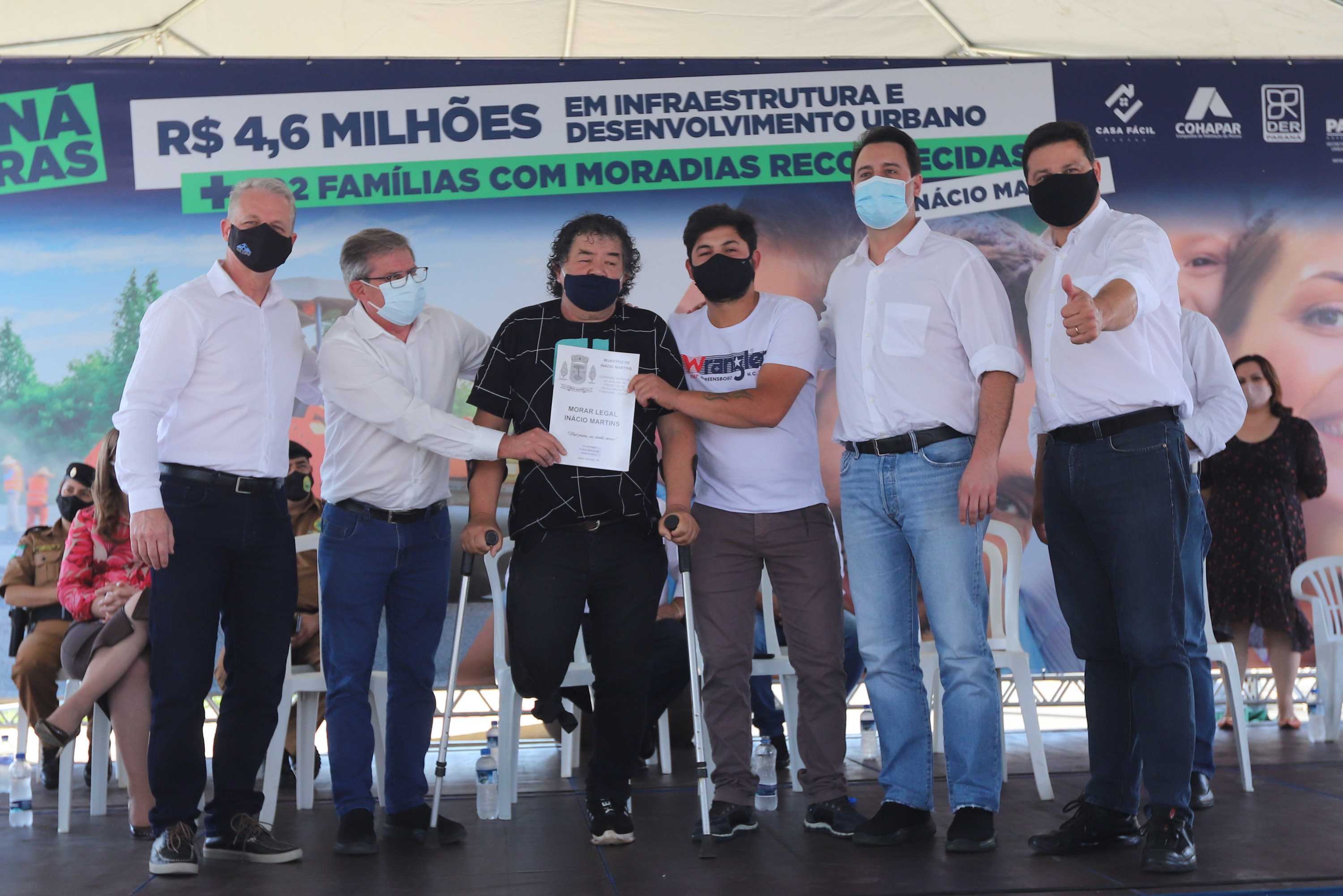 Inacio Martins O governador Carlos Massa Ratinho Junior entrega nesta sexta-feira (24), para Inácio Martins, no Centro-Sul do Estado, 202 títulos de regularização fundiária para moradores do bairro São Roque. E tambem libera R$ 2 milhões para pavimentação de vias. 24/09/2021 - Foto: Geraldo Bubniak/AEN
