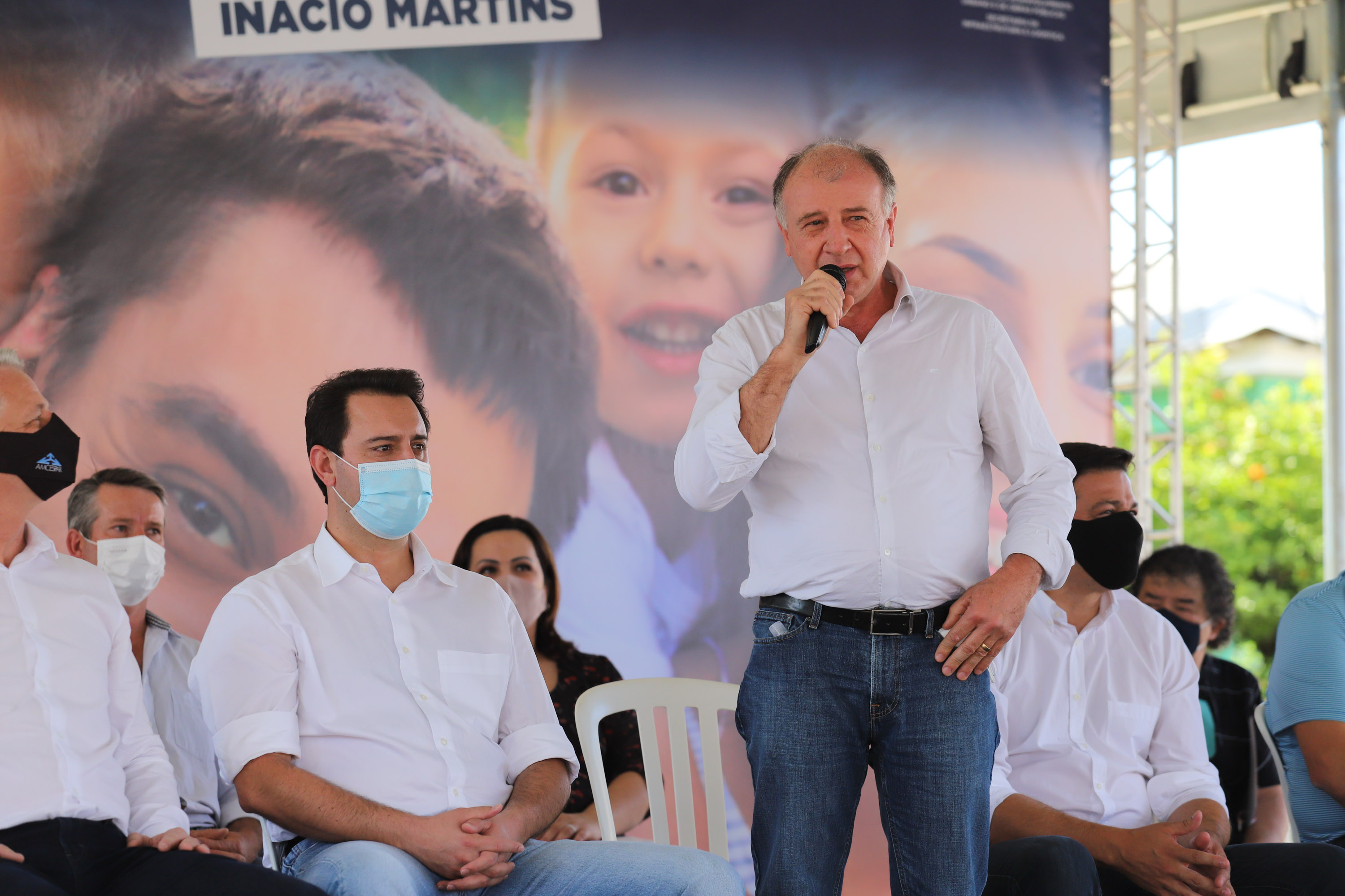 Inacio Martins O governador Carlos Massa Ratinho Junior entrega nesta sexta-feira (24), para Inácio Martins, no Centro-Sul do Estado, 202 títulos de regularização fundiária para moradores do bairro São Roque. E tambem libera R$ 2 milhões para pavimentação de vias. Na foto, o o secretário do Desenvolvimento Urbano e de Obras Públicas (SEDU), João Carlos Ortega,24/09/2021 - Foto: Geraldo Bubniak/AEN