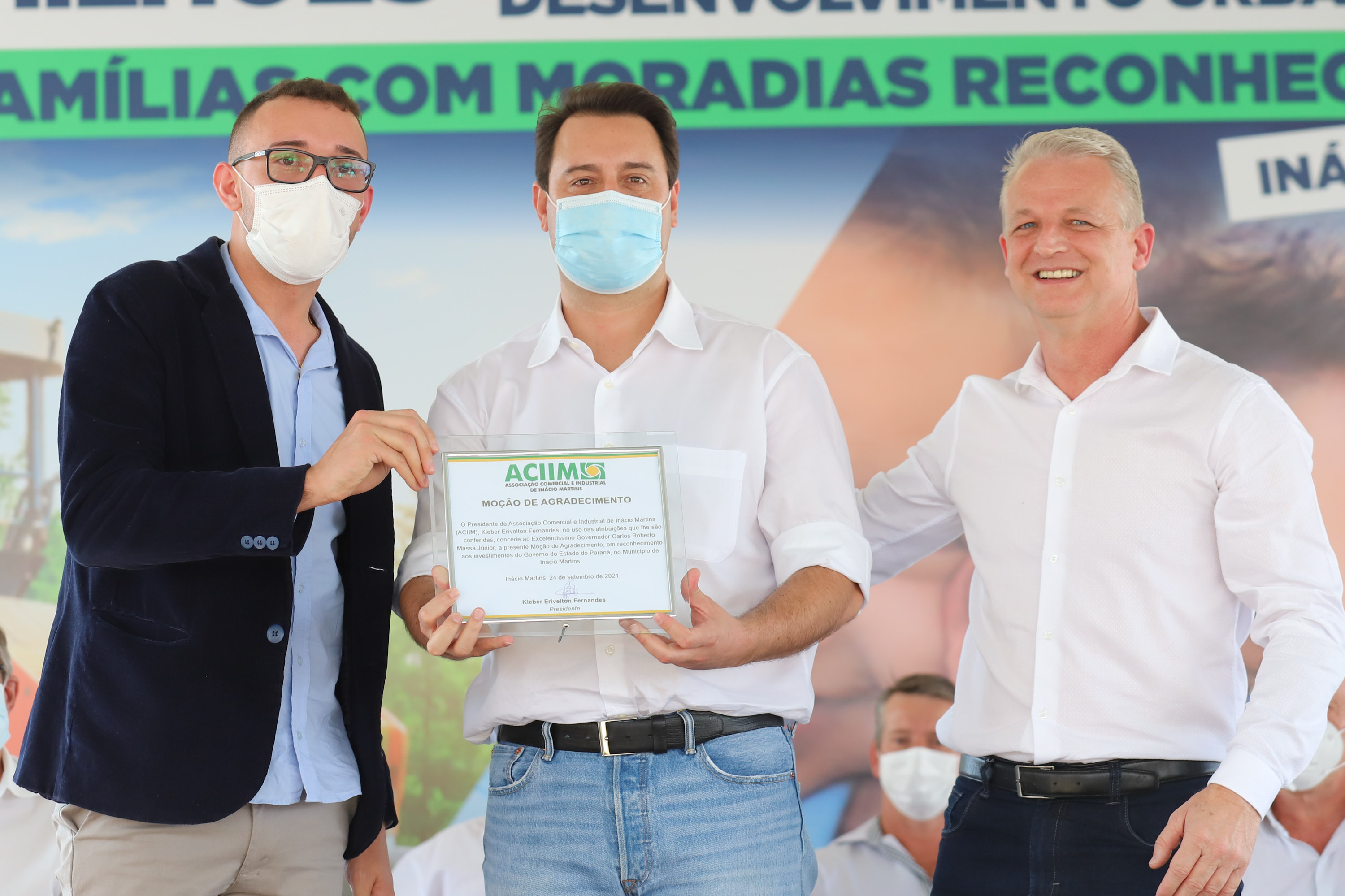Inacio Martins O governador Carlos Massa Ratinho Junior entrega nesta sexta-feira (24), para Inácio Martins, no Centro-Sul do Estado, 202 títulos de regularização fundiária para moradores do bairro São Roque. E tambem libera R$ 2 milhões para pavimentação de vias. 24/09/2021 - Foto: Geraldo Bubniak/AEN