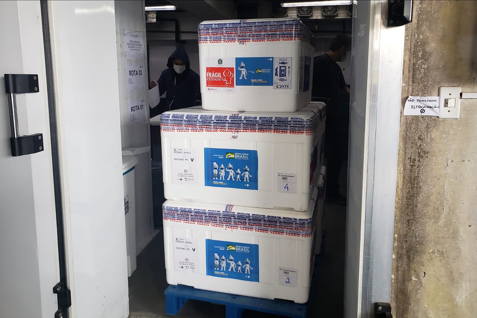 Paraná recebe novo lote de vacinas contra a Covid-19 e distribui 195,3 mil imunizantes Foto: CEMEPAR