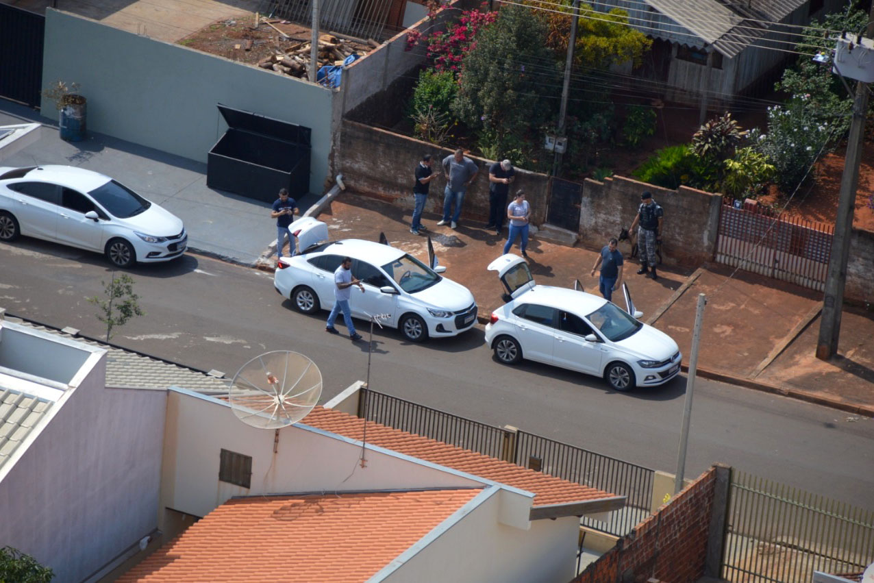 Os esforços da Polícia Militar e da Polícia Federal para reprimir o crime organizado no Norte do Paraná resultaram na apreensão de mais de uma tonelada de maconha na quarta-feira (29/09), em Bela Vista do Paraíso (PR).  - 30/09/2021  -  Foto: PMPR