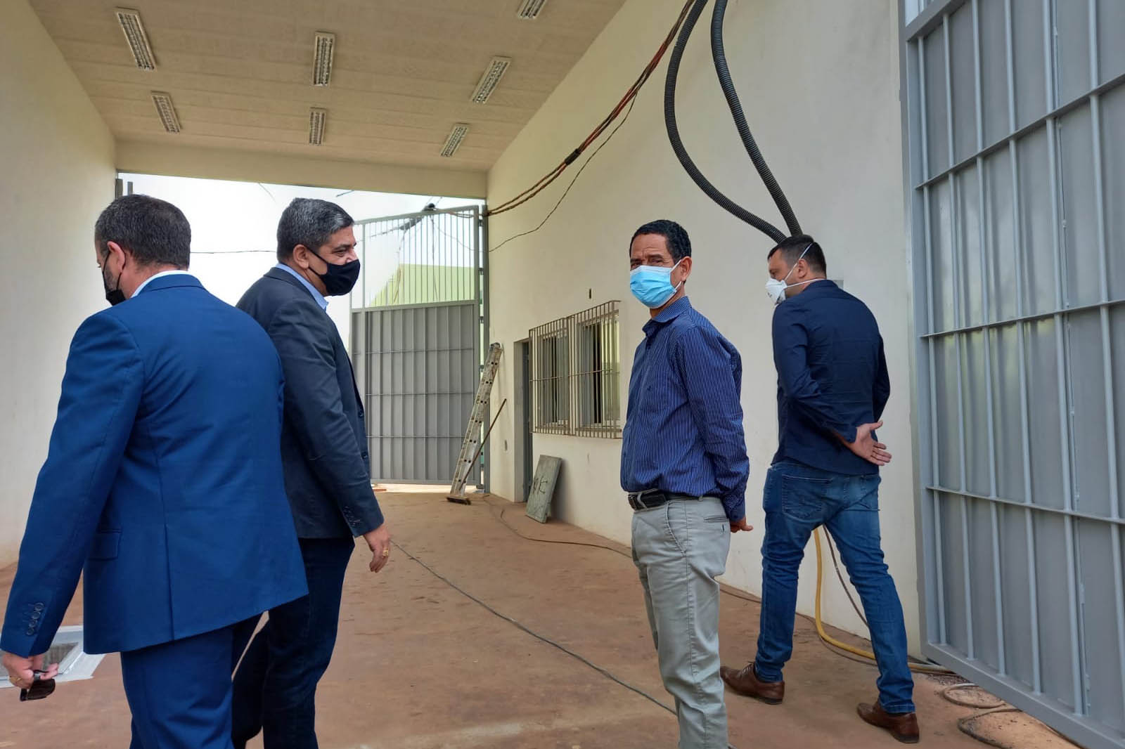 O Secretário da Segurança Pública, Romulo Marinho Soares, esteve em Londrina, nesta quinta-feira (30/09), para acompanhar as obras da Cadeia Pública de Londrina, que estão sendo finalizadas e têm previsão de entrega para novembro deste ano. -  Londrina, 30/09/2021  -  Foto: SESP-PR