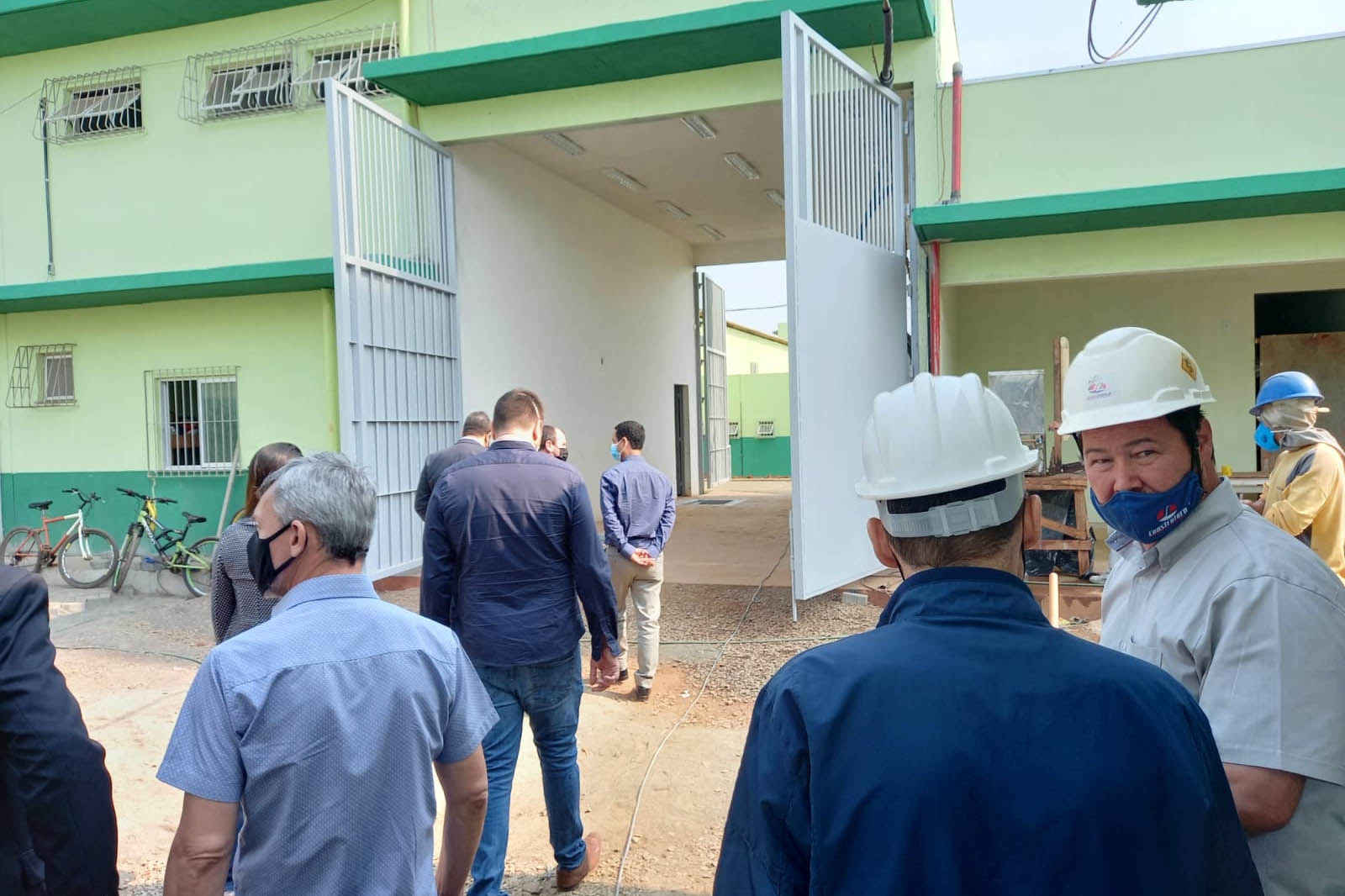 O Secretário da Segurança Pública, Romulo Marinho Soares, esteve em Londrina, nesta quinta-feira (30/09), para acompanhar as obras da Cadeia Pública de Londrina, que estão sendo finalizadas e têm previsão de entrega para novembro deste ano. -  Londrina, 30/09/2021  -  Foto: SESP-PR