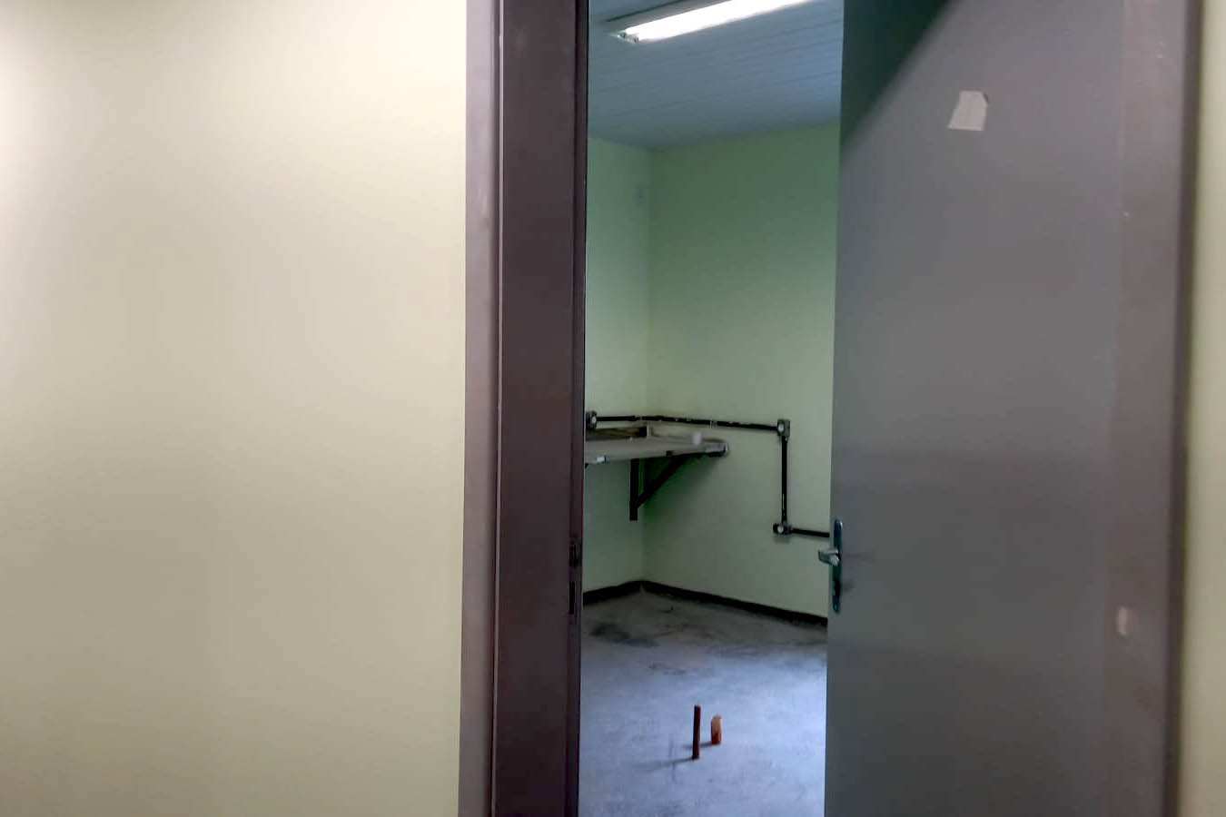 O Secretário da Segurança Pública, Romulo Marinho Soares, esteve em Londrina, nesta quinta-feira (30/09), para acompanhar as obras da Cadeia Pública de Londrina, que estão sendo finalizadas e têm previsão de entrega para novembro deste ano. -  Londrina, 30/09/2021  -  Foto: SESP-PR