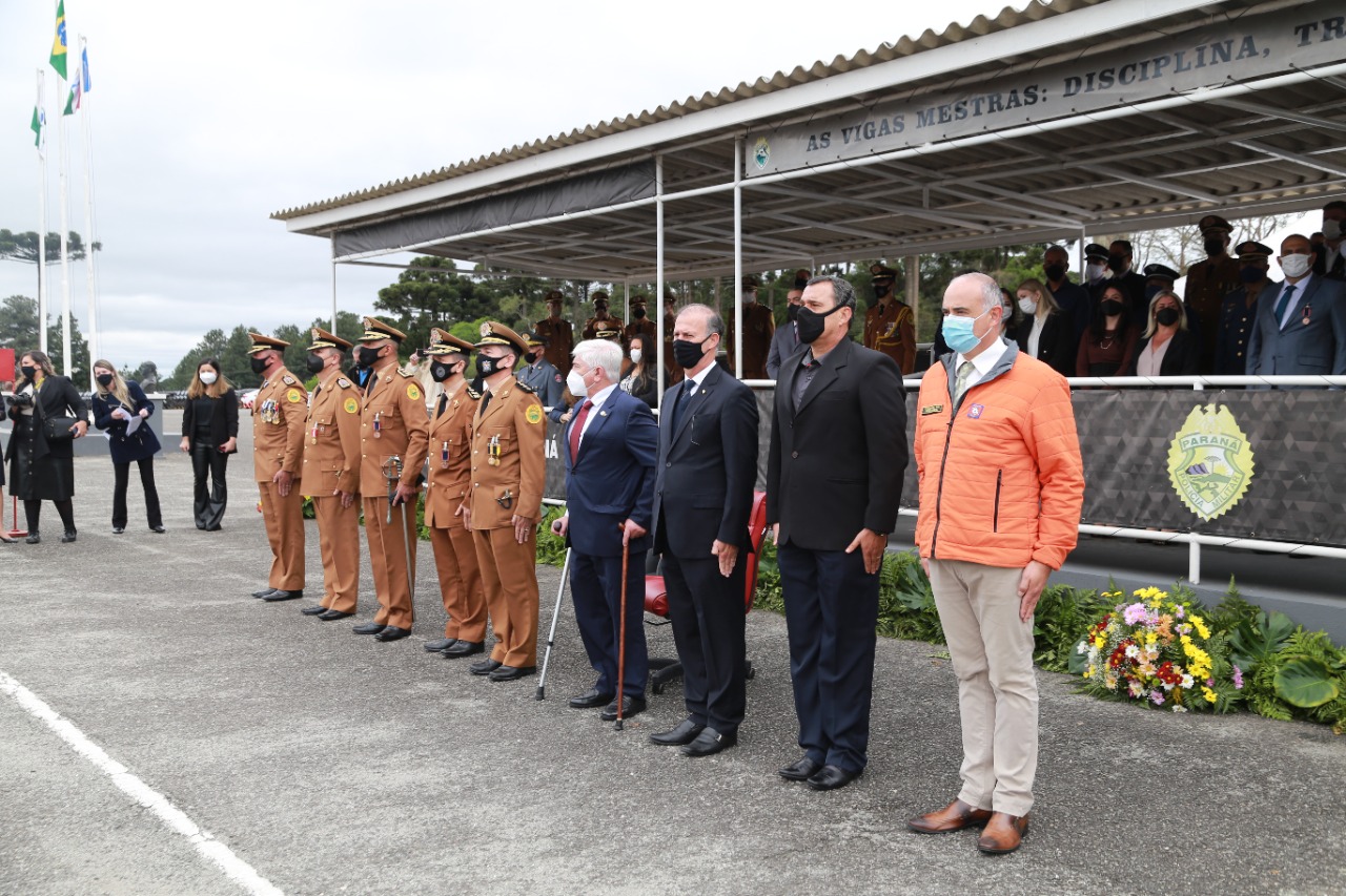 Conhecer o passado, analisar o presente e projetar o futuro é o que move o Corpo de Bombeiros do Paraná, que nesta sexta-feira (08/10) completa 109 anos de história