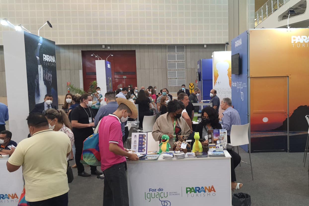 A Paraná Turismo, autarquia ligada a Secretaria Estadual do Desenvolvimento Sustentável e Turismo (Sedest), participou, nesta semana, da 48ª ABAV Expo & Collab. A feira terminou nesta sexta-feira e aconteceu no Centro de Eventos de Fortaleza (CE). Foto: Paraná Turismo
