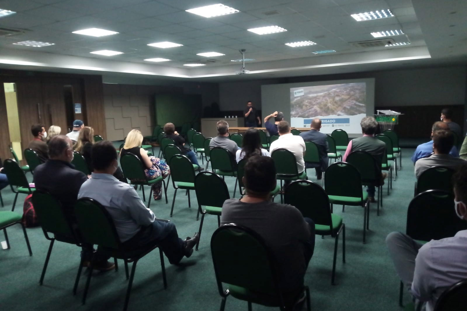 Segundo Road Show apresenta em Ponta Grossa propostas da Concessão de Uso do Guartelá. Apresentação das propostas a possíveis investidores é parte do processo de Concessão de Uso da Unidade de Conservação.  - Curitiba, 25/10/2021 - Foto: SEDEST
