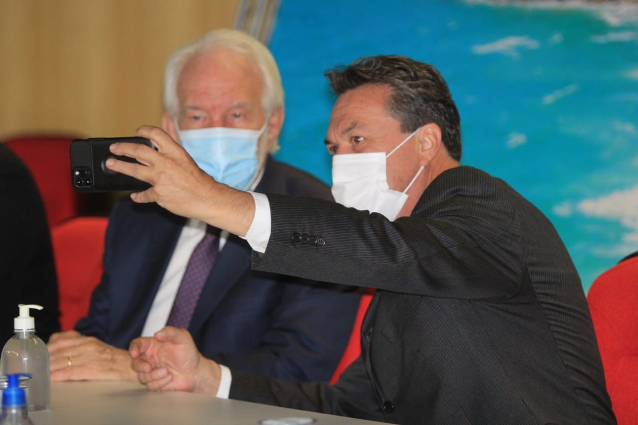 A conquista do Selo Safe Travels, do Conselho Mundial de Viagens e Turismo (WTCC), garante ao Paraná o título de embaixador do turismo seguro em relação às medidas sanitárias contra a Covid-19. Com o título, a Paraná Turismo emite certificados a municípios e empreendimentos que cumprem essas normas de segurança. Foto: Alessandro Vieira/SEDEST