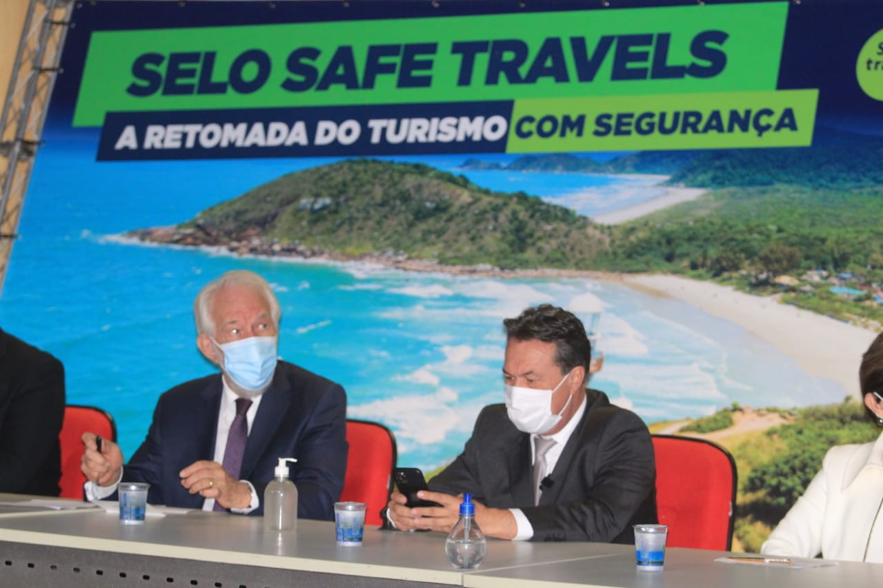 A conquista do Selo Safe Travels, do Conselho Mundial de Viagens e Turismo (WTCC), garante ao Paraná o título de embaixador do turismo seguro em relação às medidas sanitárias contra a Covid-19. Com o título, a Paraná Turismo emite certificados a municípios e empreendimentos que cumprem essas normas de segurança. Foto: Alessandro Vieira/SEDEST