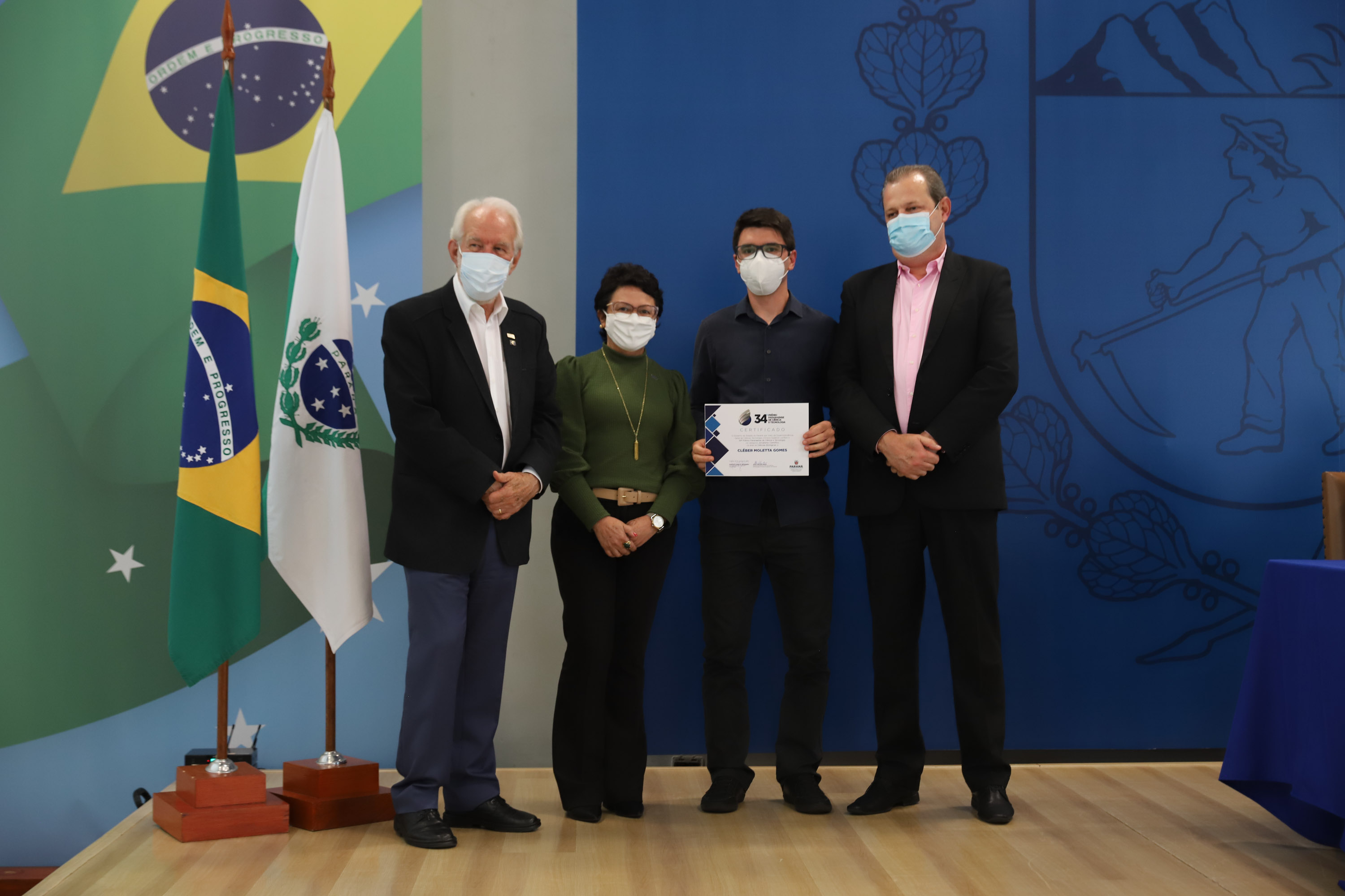 O vice governador Darci Piana e o o superintendente da Ciência, Tecnologia e Ensino Superior, Aldo Bona participam, nesta quinta-feira (28), da entrega do 34 Premio Paranaense de Ciencia e Tecnologia,  no Palacio Iguacu.   Curitiba, 28/10/2021 -  Foto: Geraldo Bubniak/AEN