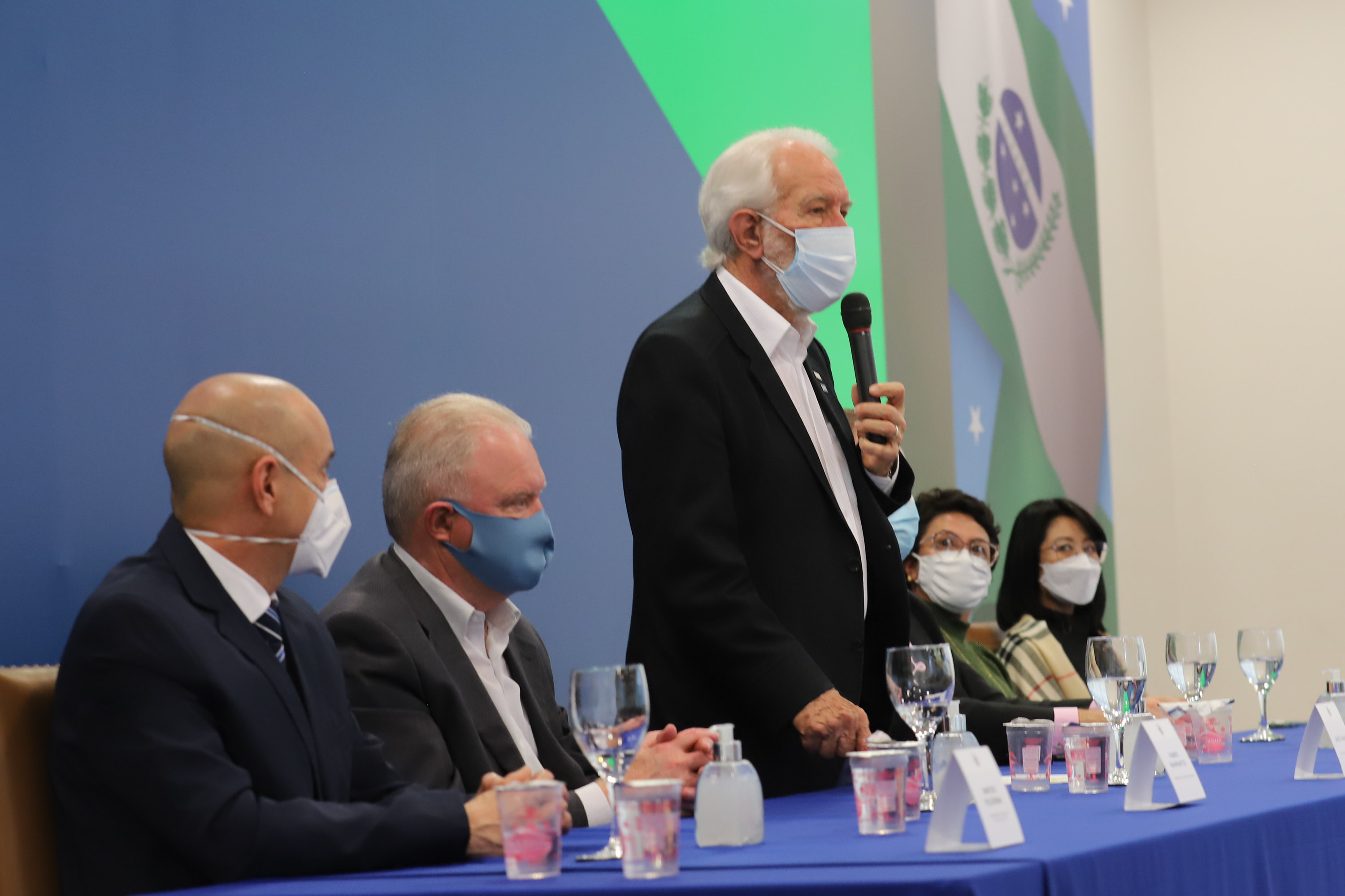 O vice governador Darci Piana e o o superintendente da Ciência, Tecnologia e Ensino Superior, Aldo Bona participam, nesta quinta-feira (28), da entrega do 34 Premio Paranaense de Ciencia e Tecnologia,  no Palacio Iguacu.   Curitiba, 28/10/2021 -  Foto: Geraldo Bubniak/AEN