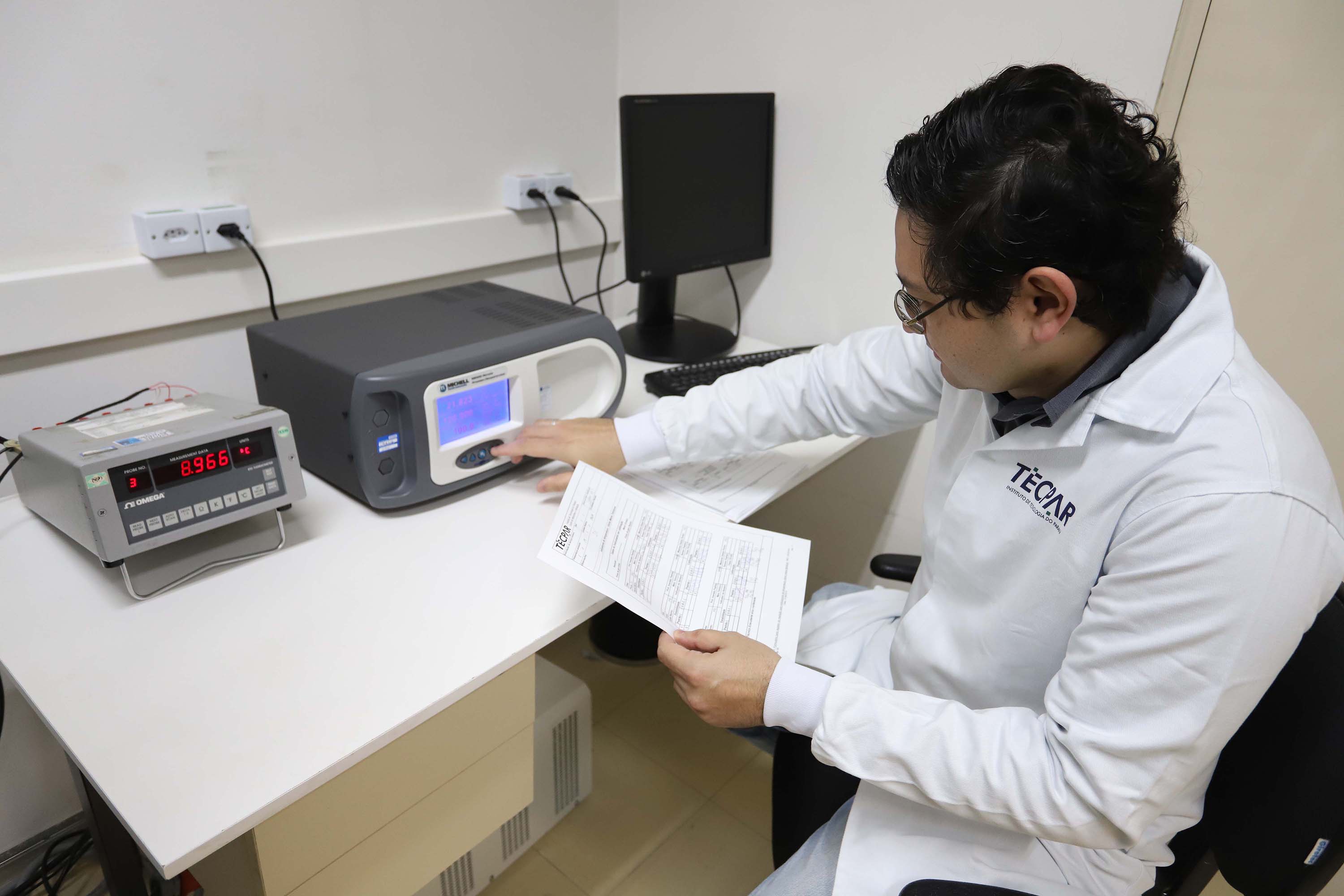 TECPAR - Laboratório de Temperatura e Umidade Relativa - N/F: camara climática e meios termicos de calibração  e tempo.Curitiba, 02-09-19.Foto: Arnaldo Alves /Arquivo AEN