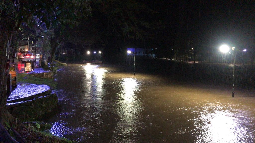 Defesa Civil desloca equipe para acompanhar desdobramentos das chuvas no Litoral
Foto: Defesa Civil Paraná