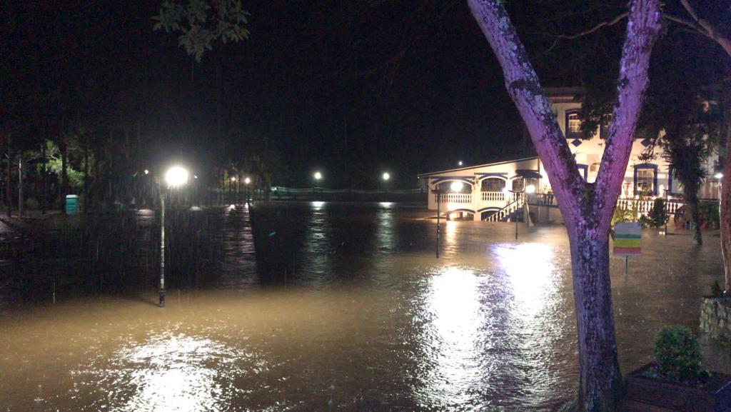 Defesa Civil desloca equipe para acompanhar desdobramentos das chuvas no Litoral
Foto: Defesa Civil Paraná