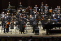Orquestra Sinfônica do Paraná reencontra o público no grande auditório do Teatro Guaíra