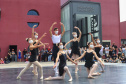 Escola de Dança Teatro Guaíra emociona o público no Parque São Lourenço. Foto: José Fernando Ogura/AEN