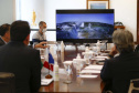 Boas práticas promovidas pelo Grupo Renault visando a neutralidade na emissão de carbono foi um dos tópicos da visita de cortesia que o CEO da empresa, Luca de Meo, fez ao governador Carlos Massa Ratinho Junior nesta quinta-feira (11), no Palácio Iguaçu. Foto:Jonathan Campos/AEN