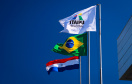 Em Foz do Iguaçu, governador acompanha plantio da 24ª milionésima árvore pela Itaipu Binacional